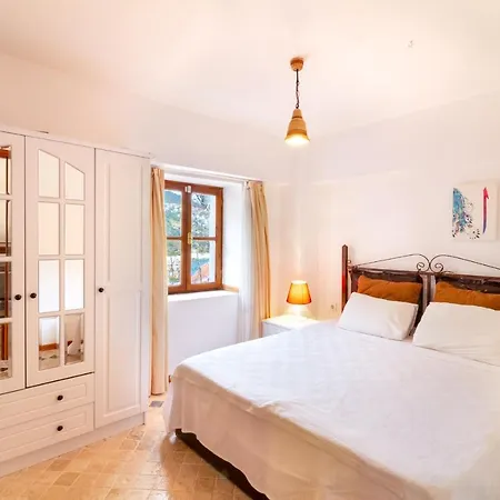 Customs House 卡尔坎