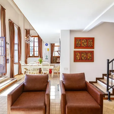 Customs House 卡尔坎